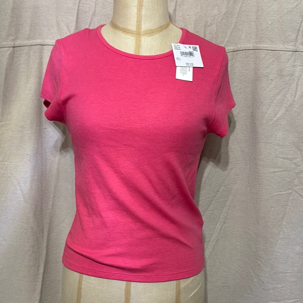 2/$25 American Eagle Outfitters Pink Fitted Crop T-Shirt